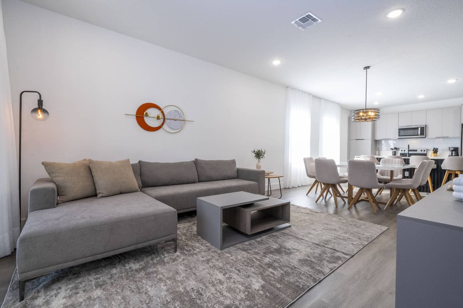 Townhome à venda, 5 dormitórios e 198 m², Kissimmee - Flórida - foto 1