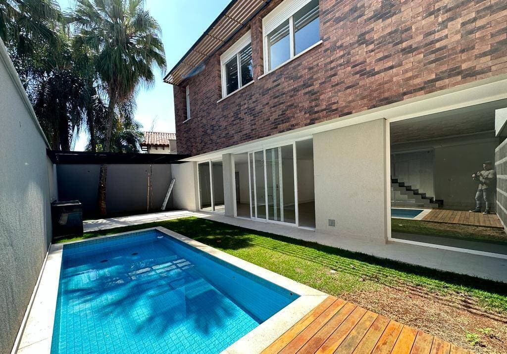 Casa em Condomínio à Venda 3 Suítes 472m² Jardim dos Estados – São Paulo - foto 1