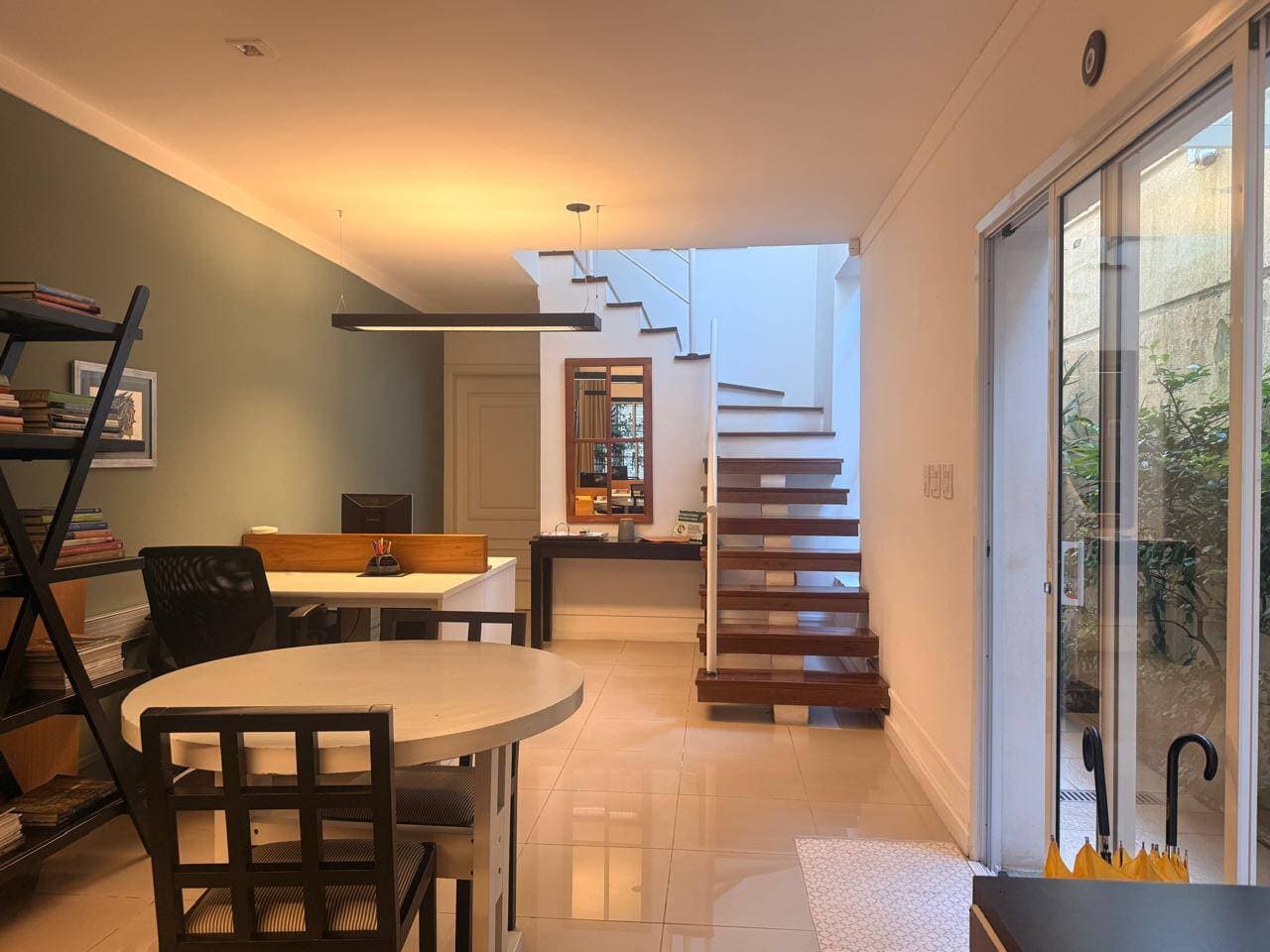 Casa à venda, 2 dormitórios e 172m² úteis, Sumaré - São Paulo - foto 1